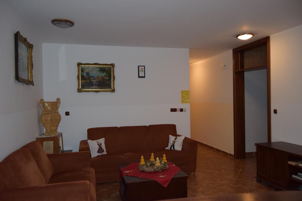 Gospodarstwo agroturystyczne Farm Frank Ozmec Ljutomer